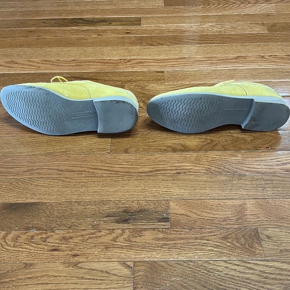 Fabulous Hush Puppies - Picture 2 of 5